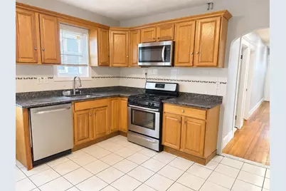 23 Oakland St. #23, Watertown, MA 02472 - Photo 3