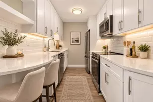 566 Commonwealth Ave, Boston, MA 02215 - Photo 3