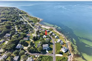 27 Alder St, Fairhaven, MA 02719 - Photo 5
