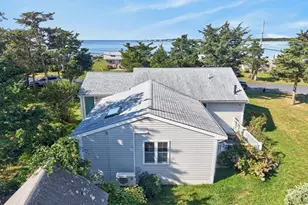 27 Alder St, Fairhaven, MA 02719 - Photo 11