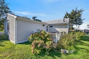 27 Alder St, Fairhaven, MA 02719 - Photo 15