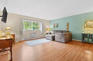 49 Windsor Dr, Holliston, MA 01746 - Photo 3
