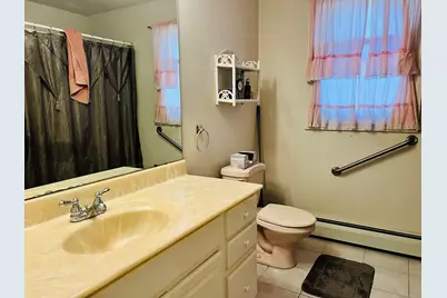 12 Deerfield Cir, Auburn, MA 01501 - Photo 15