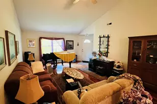 12 Deerfield Cir, Auburn, MA 01501 - Photo 11