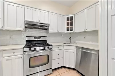 58 Myrtle St #2, Boston, MA 02114 - Photo 7