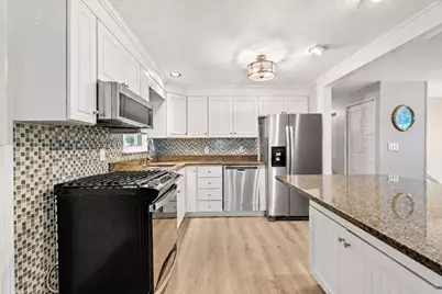 15 Sharyn Circle, Lowell, MA 01852 - Photo 5