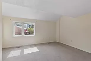 43 Meadow Pond Dr, Leominster, MA 01453 - Photo 15