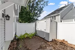 43 Meadow Pond Dr, Leominster, MA 01453 - Photo 27