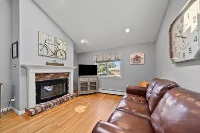 31 Columbus Road, Woburn, MA 01801 - Photo 17