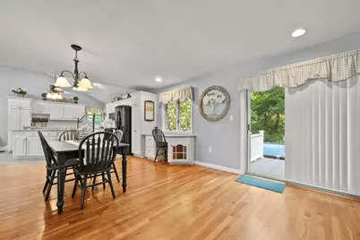 31 Columbus Road, Woburn, MA 01801 - Photo 13