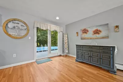 31 Columbus Road, Woburn, MA 01801 - Photo 9