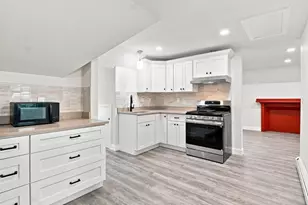 15 Vernon St, Worcester, MA 01610 - Photo 29