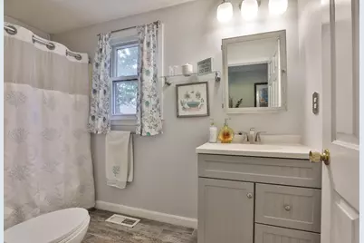 720 Hypine Rd, Dracut, MA 01826 - Photo 13