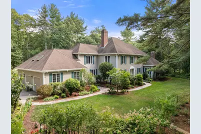 40 Grand Hill Dr, Dover, MA 02030 - Photo 1