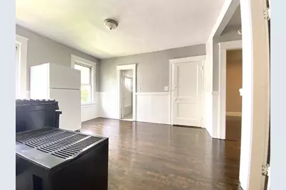 11 Leon St, Worcester, MA 01604 - Photo 11