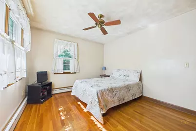 1541 N Hixville Rd, Dartmouth, MA 02747 - Photo 17
