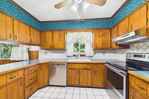 1541 N Hixville Rd, Dartmouth, MA 02747 - Photo 7