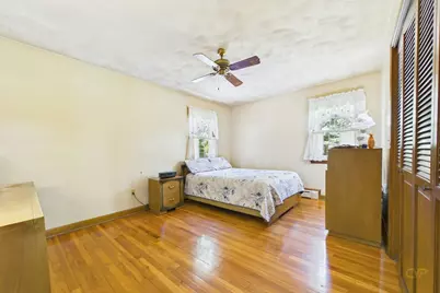 1541 N Hixville Rd, Dartmouth, MA 02747 - Photo 13