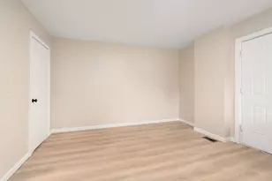 28 Dawes St, Springfield, MA 01109 - Photo 9