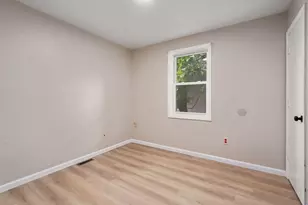 28 Dawes St, Springfield, MA 01109 - Photo 33