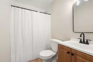 28 Dawes St, Springfield, MA 01109 - Photo 17