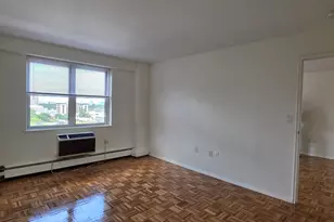 185 Freeman, Brookline, MA 02446 - Photo 5