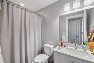 225 Dorchester St, Boston, MA 02127 - Photo 15