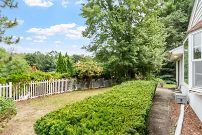 4 Algonquin Rd, Chelmsford, MA 01824 - Photo 5