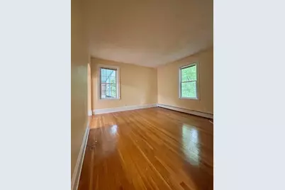 53 Oakland St #B, Medford, MA 02155 - Photo 7