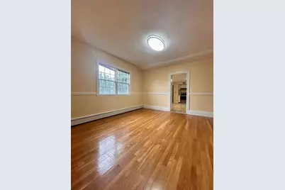 53 Oakland St #B, Medford, MA 02155 - Photo 9