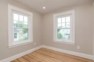 41 Dartmouth St, Holyoke, MA 01040 - Photo 31