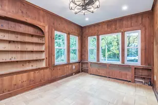 41 Dartmouth St, Holyoke, MA 01040 - Photo 11