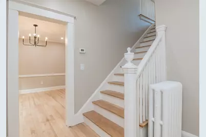 41 Dartmouth St, Holyoke, MA 01040 - Photo 13