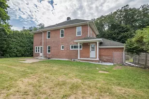 41 Dartmouth St, Holyoke, MA 01040 - Photo 39