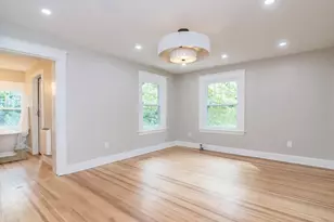 41 Dartmouth St, Holyoke, MA 01040 - Photo 25