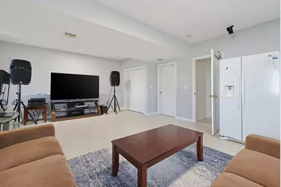 5 Ivy Cir, Randolph, MA 02368 - Photo 27