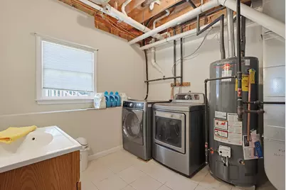 5 Ivy Cir, Randolph, MA 02368 - Photo 29