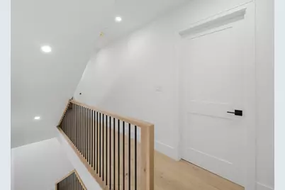 421 East 6th Street #TH3, Boston, MA 02127 - Photo 9