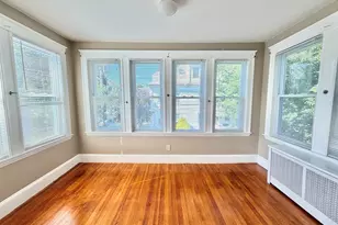 37 Leach St, Salem, MA 01970 - Photo 3