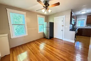 37 Leach St, Salem, MA 01970 - Photo 7