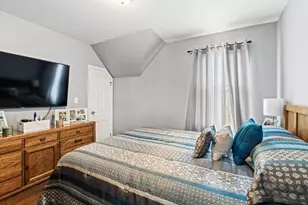 13 Adams St, Taunton, MA 02780 - Photo 11