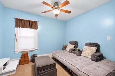 28 Dalton Pl, Springfield, MA 01109 - Photo 11