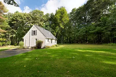 336 Pommogussett Rd, Rutland, MA 01543 - Photo 5