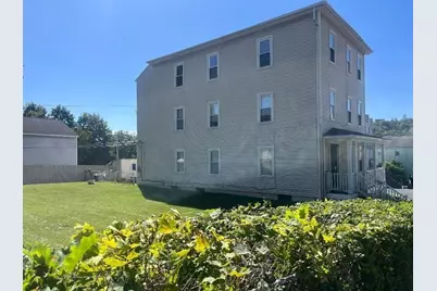 7 Maxwell St, Worcester, MA 01607 - Photo 5