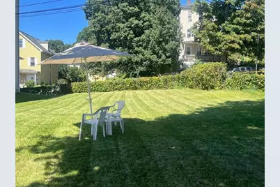 7 Maxwell St, Worcester, MA 01607 - Photo 9