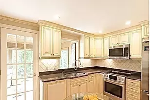 18 Lido, Bedford, MA 01730 - Photo 9
