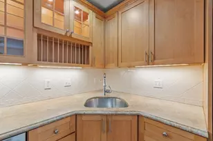 57 Cobblestone Circle, North Andover, MA 01845 - Photo 5