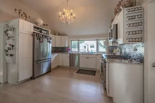 13 Lincoln St, Wareham, MA 02571 - Photo 13