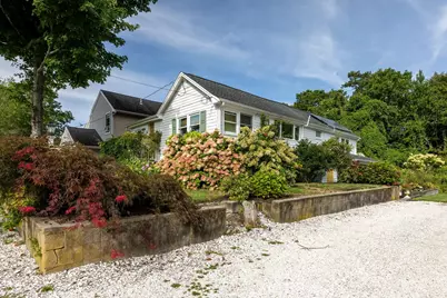 13 Lincoln St, Wareham, MA 02571 - Photo 3
