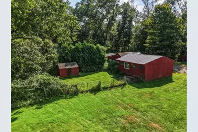 27 Huntington Rd, Hadley, MA 01035 - Photo 11